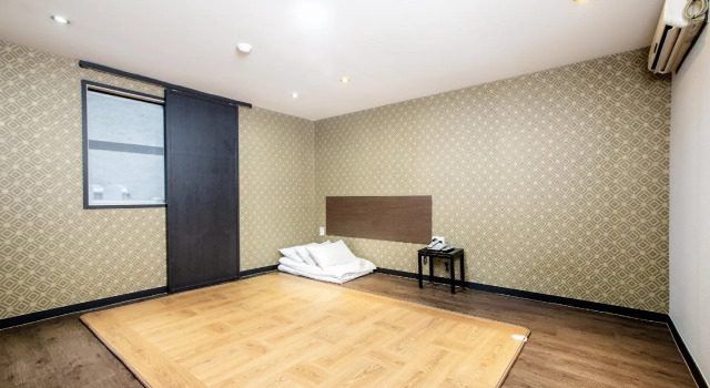M7 Business Hotel, Buchen Sie Hotel Chilgok Gyeongsangbuk-do