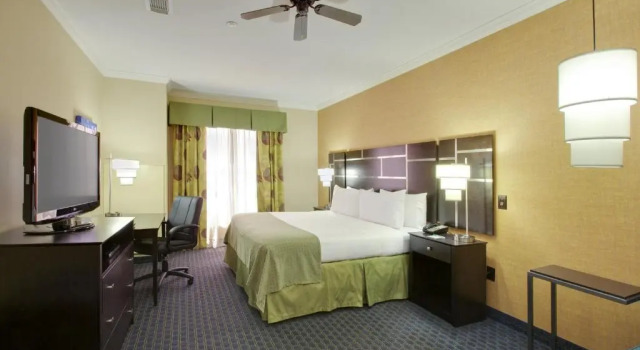 Двухместный номер Executive Holiday Inn Houston East-Channelview by IHG