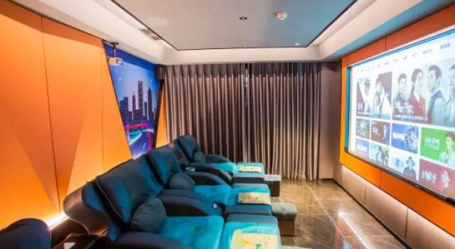 Jingsha Four Seasons Changchun Hotel (Yiwu International Trade City District 1)