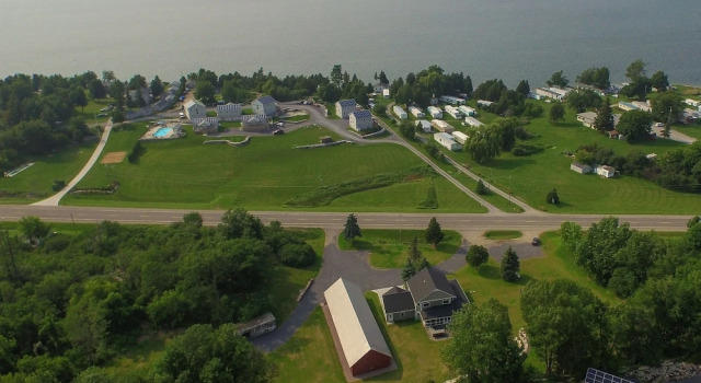 Коттедж Deluxe с 5 комнатами Angel Rock Waterfront Cottages and Vacation Homes
