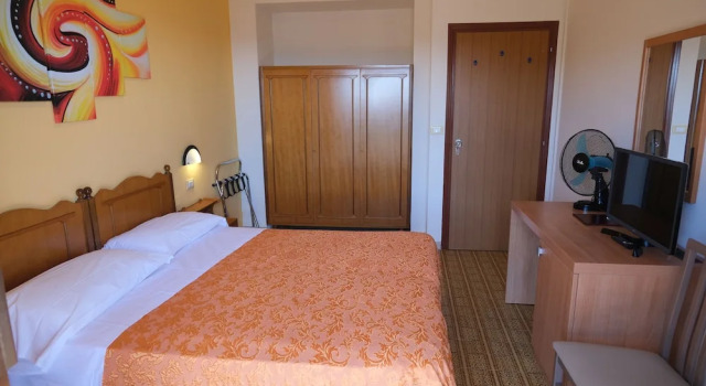 Двухместный номер Classic с балконом Aparthotel Amelia Dream View