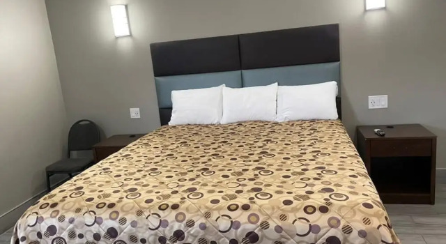 Номер Deluxe Town House Motel