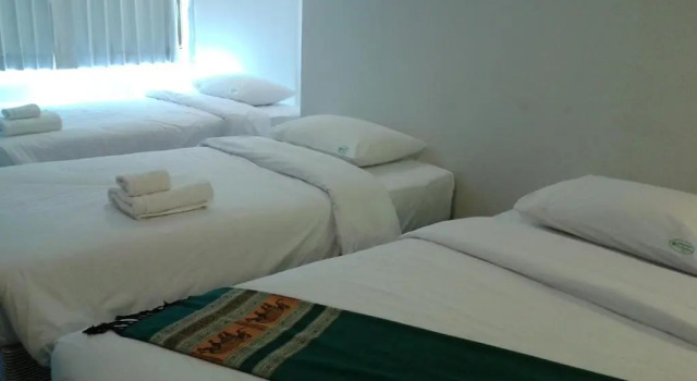 Четырёхместный номер Standard с балконом Hua Hin Star Hotel