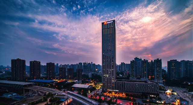 Номер Standard Chongqing Marriott Hotel
