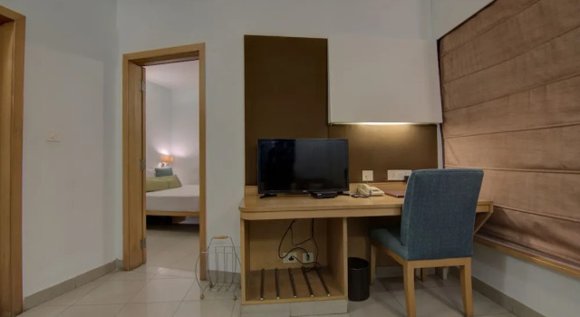 Апартаменты Deluxe c 1 комнатой с балконом Tristar Serviced Apartments
