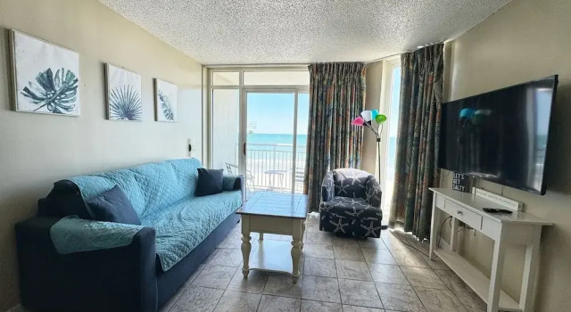 Номер Standard c 1 комнатой с балконом и с видом на океан Atlantica Resort