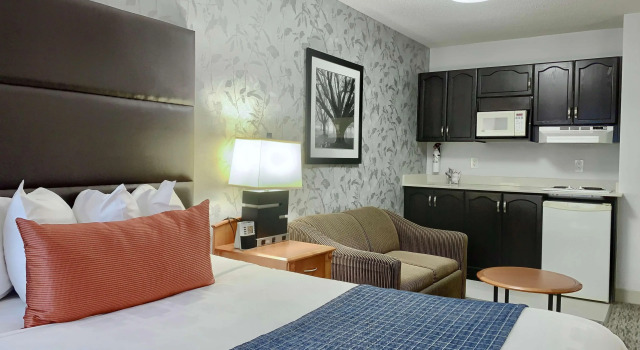 Best Western Plus Regency Inn & Conference Centre