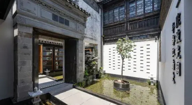 Boguang Pavilion · Jiangnan Charm Designer Homestay
