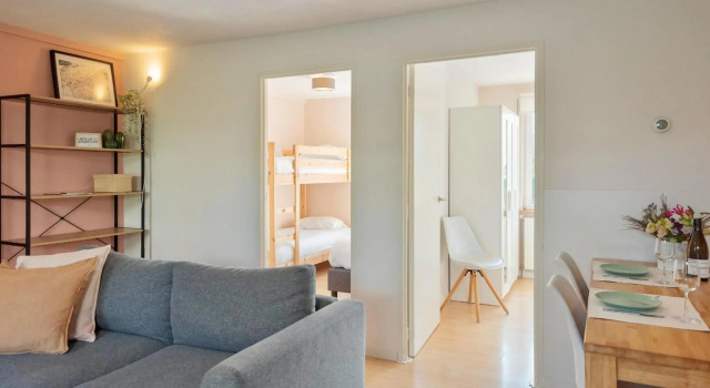 Spacious Family Holiday Home (7p), Free indoor parking, Забронировать Отель Отели Зандворт с парковкой, рядом с Zandvoort Open Golf, Парковка