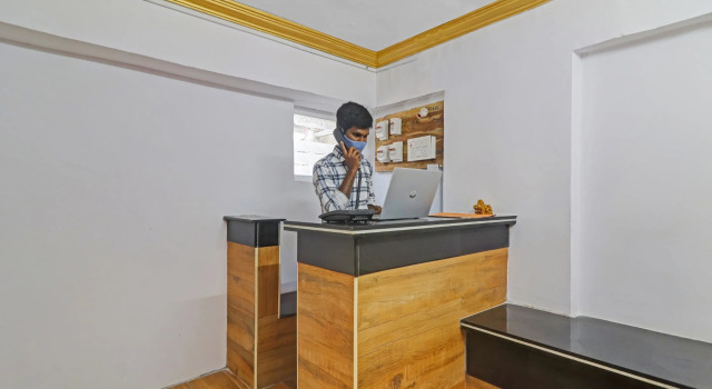OYO 71930 V Guest Inn, Rezerwuj Pensjonat Ameerpet 