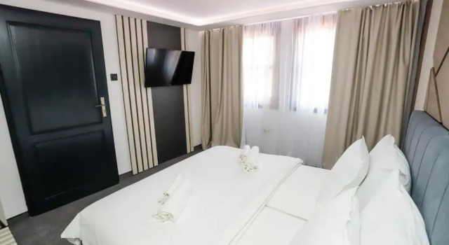 Glavatarski Han, Book Hotel Hoteller i Kardzhali med pool, Swimmingpool