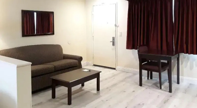 Трёхместный номер Standard Quality Inn & Suites El Cajon San Diego East