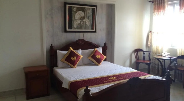 Hoang Quan Hotel