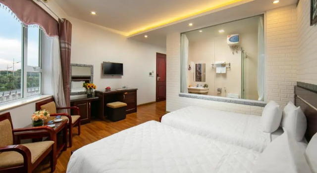 Семейный номер Standard с видом на горы New Airport Hotel