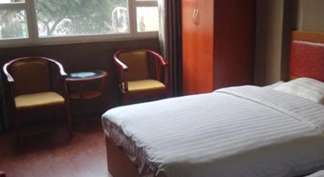 108 Business Hotel, Book Hotel Hoteller i Nanchong med parkering, Parkering