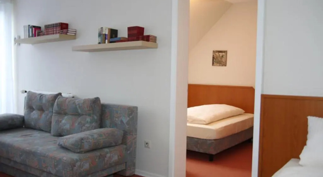 Четырёхместный номер Standard Hotel Garni Kaiserpfalz