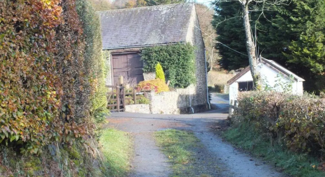 The Byre, Забронировать Отель Лланфэр-ар-и-брин Южный Уэльс