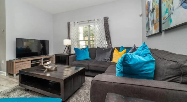 1562 Moon Valley Drive