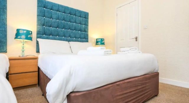 mySTAYINN Strathblane House, Забронировать Отель Отели Инвернесс с парковкой, рядом с Природный заповедник Меркинч, Парковка