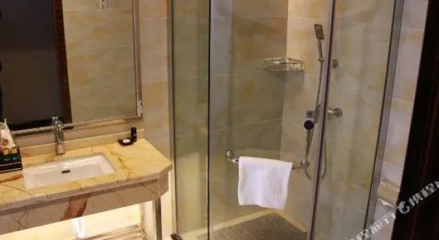 Suite Yuanguan Hotel