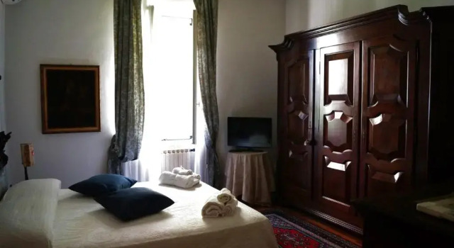 B&B Rosa Bianca, Book Hotel Hotels in Vercelli with Parking, Parking