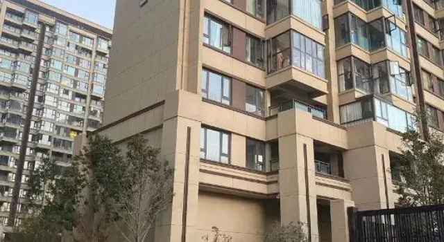 Kunming Blu-ray Xiaoshe Homestay, Rezerwuj Hotel Hotele w Kunming z parkingiem, Parking