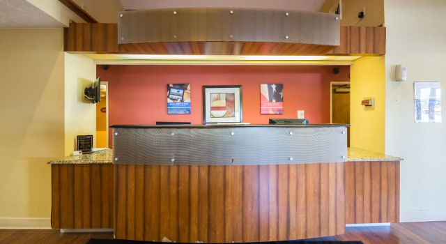 Motel 6 Indianapolis, IN - Airport, Book Motel Indianapolis Indiana