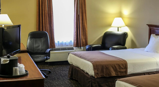 Breckinridge Inn, Rezerwuj Hotel Hurstbourne 