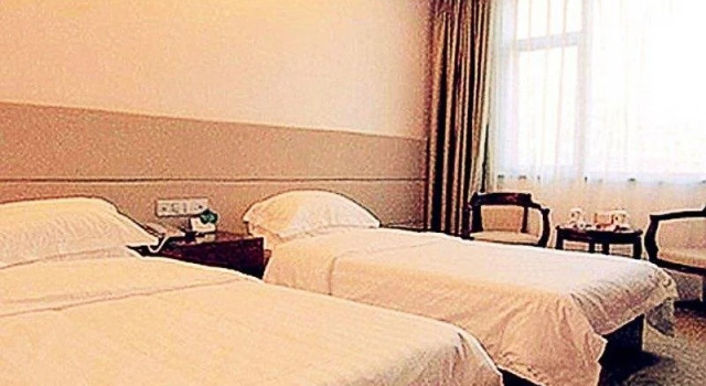 China Rushan Champs Elysees Hotel, Забронировать Отель Бизнес-отели Шаньдун, 4* 5*