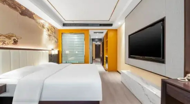 Люкс Kunlun Leju Hotel (Lankao)