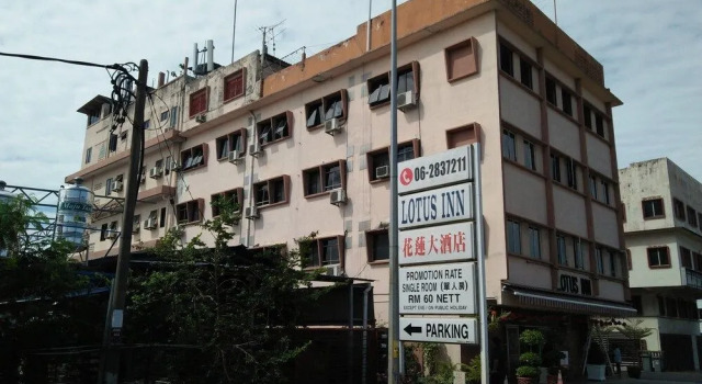 Lotus Inn Hotel, Rezerwuj Hotel Malakka Melaka