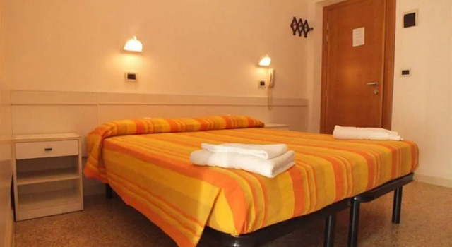 Hotel Luana, Забронировать Отель Мирамаре Римини