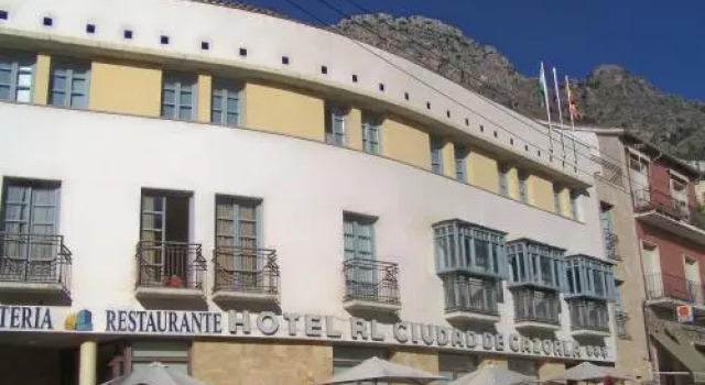 Четырёхместный номер Standard Hotel Ciudad de Cazorla