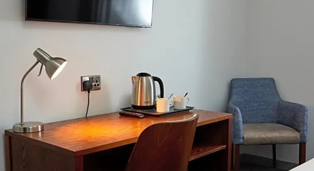 Номер Standard The Caledonian Hotel