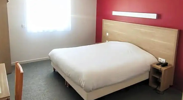 Номер Standard Fasthotel Laval