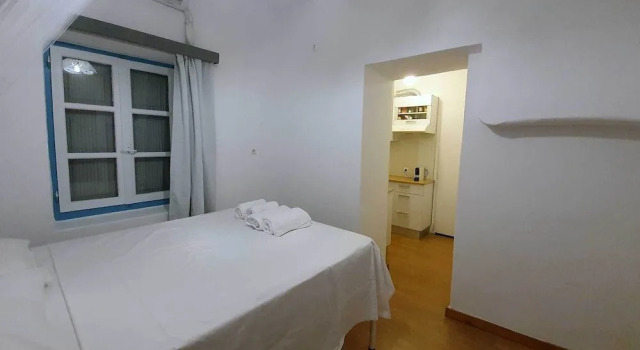 Little Troll House, Prenota Hotel Chrissi Akti Paro
