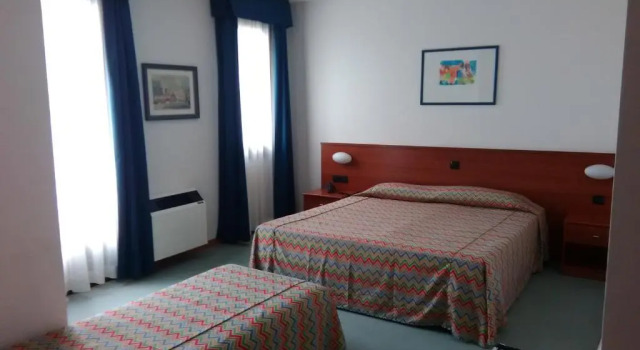 Номер Standard Hotel Naonis