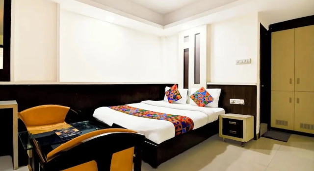 Номер Deluxe Fabhotel Park Street Inn
