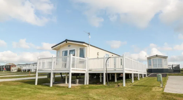 Moonlight Lodge