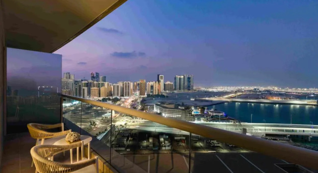 Апартаменты Spacious с 2 комнатами с балконом Beach Rotana   All Suites