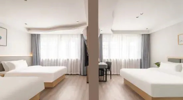 Семейный люкс Comfort Outai Chain Hotel (Leqing Dongyuan Store)