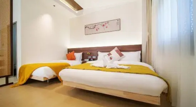 Семейный люкс zhuchenxiangxie Inn
