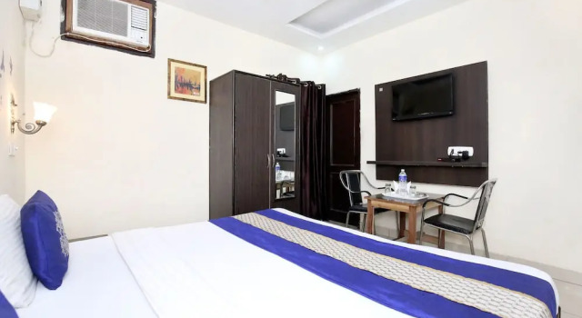 OYO 3004 Hotel Star City