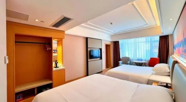 Семейный номер Deluxe Vienna Hotel -Yantian Harbor