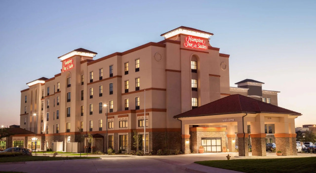Четырёхместный номер Standard Hampton Inn & Suites West Des Moines Mill Civic