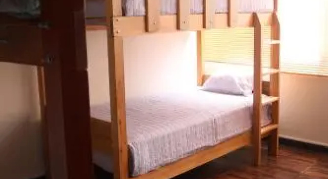 White Lion / 20 Min Airport / Exclusive Area, Rezerwuj Hotel San Miguel 