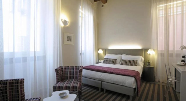 Trevi Palace Luxury Inn