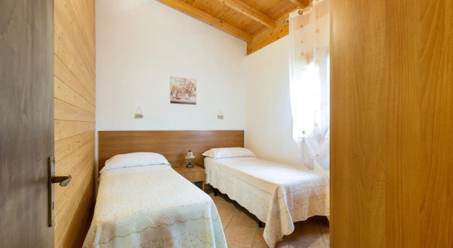 Agriturismo Alimini, Book Hotel Hoteller i Alimini med parkering, Parkering
