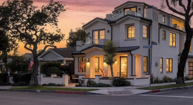 Sea Crown by Avantstay 5mins From the Beach w/ Multiple Terraces! Permit#slp13639