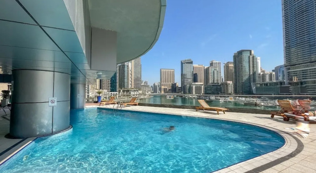 Апартаменты Refined 1BR Retreat in The Point Tower - Marina